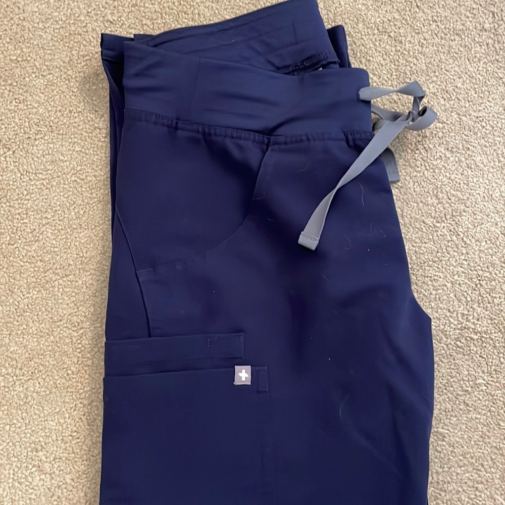 Figs, navy blue, petite XXS, kade cargo scrub pants